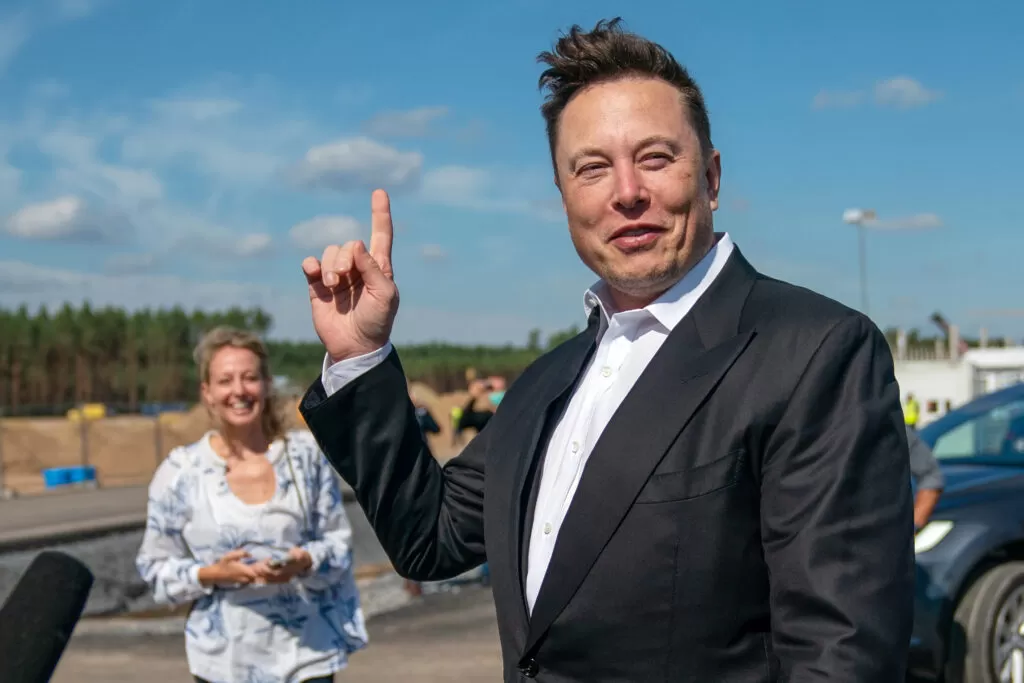 Elon Musk, 44 milyar dolarlık Twitter’ı satın alma anlaşmasından vazgeçti