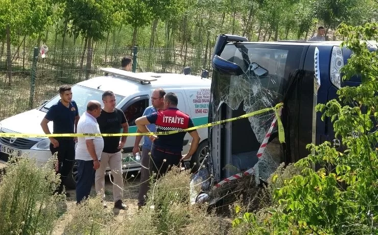 Çanakkale’de tur otobüsü devrildi: 1 ölü, 54 yaralı