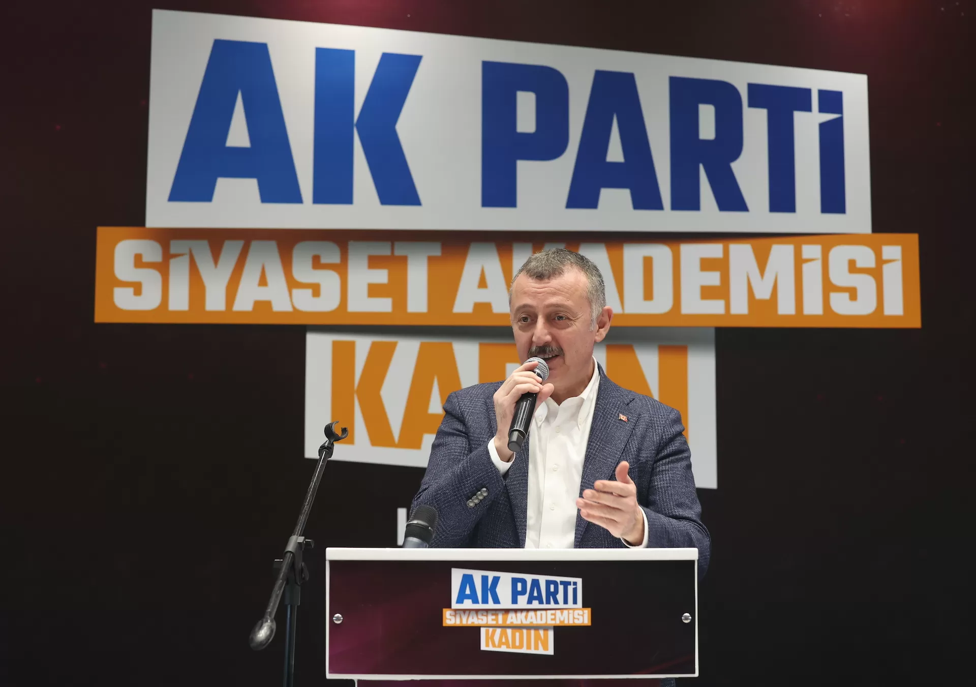  Başkan Büyükakın: “AK Parti siyasetinde kadın bir nesne değil, öznedir”