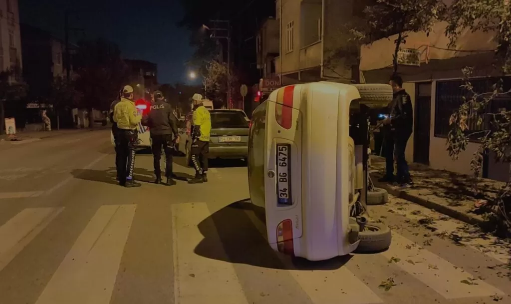 Kaza ihbarına geldiler, araç dışında kimseyi bulamadılar