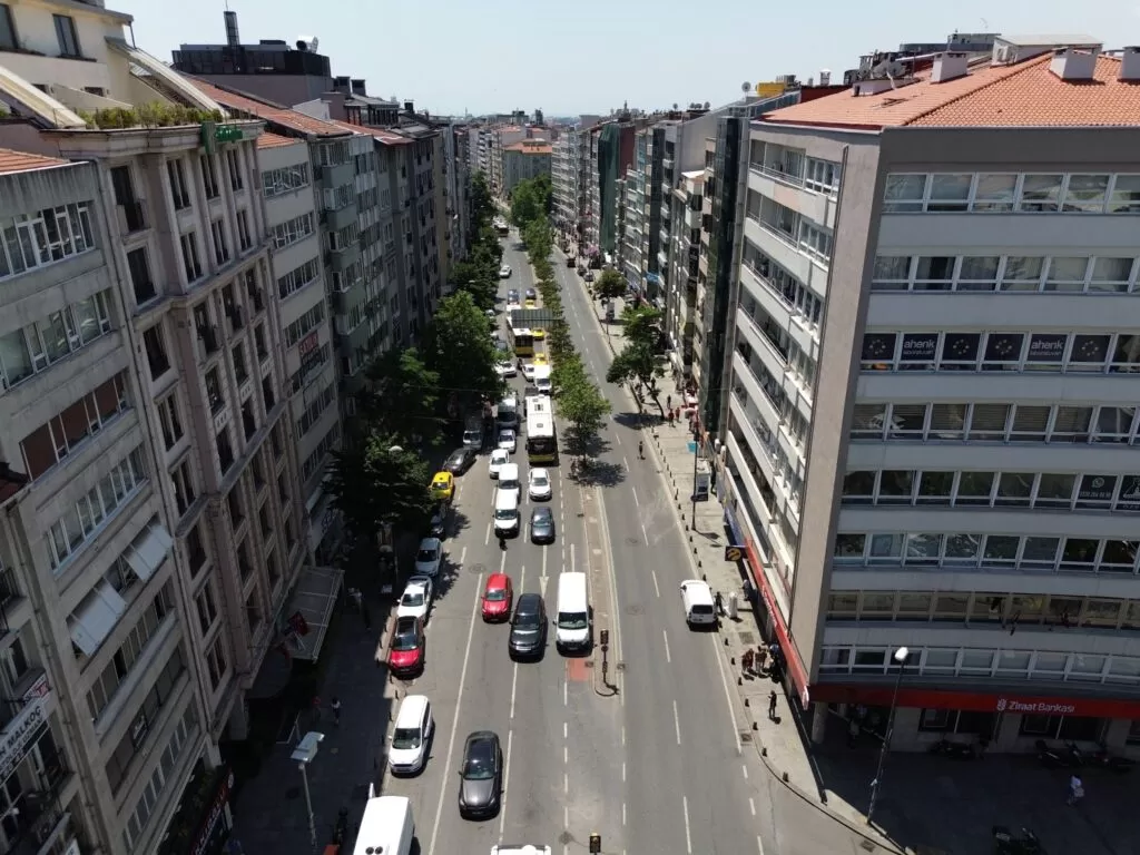 Türkiye’nin ilk ölümlü trafik kazası bu caddede meydana geldi