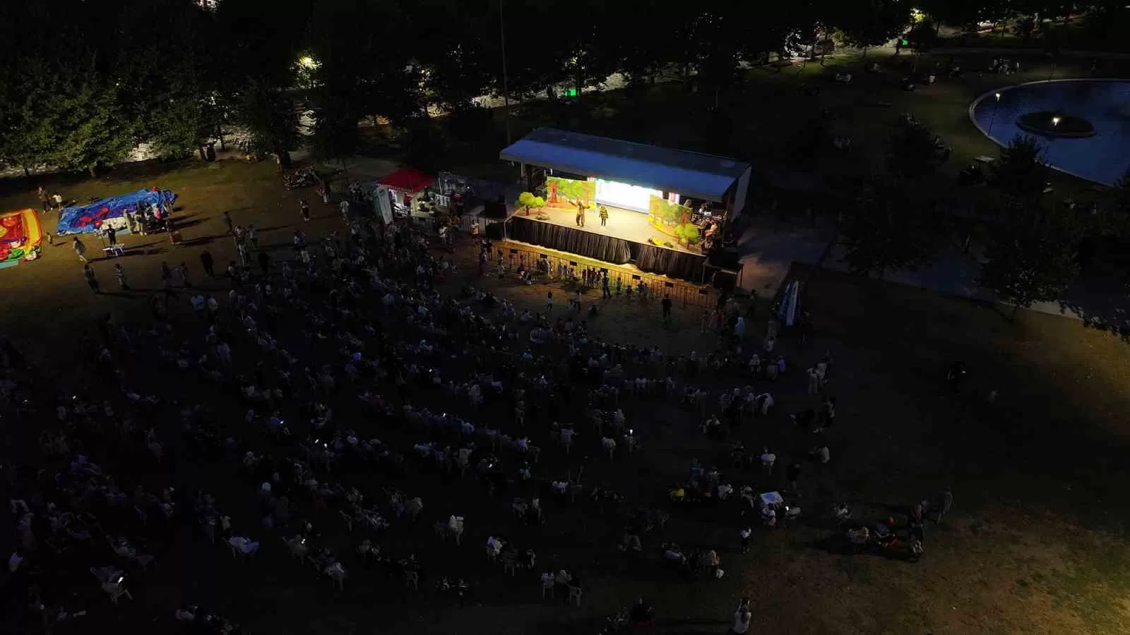 Açık Hava Etkinlikleri şölen gibi bir final yapacak: Çocuk oyunları, konserler, tiyatro ve gösteriler