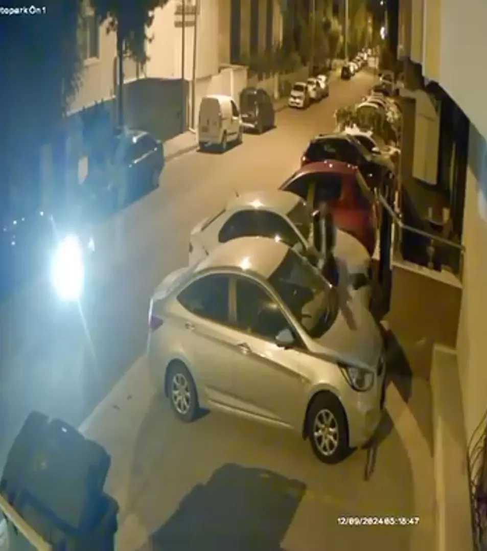 Balkonda kurumaya bırakılan kıyafetler çalındı