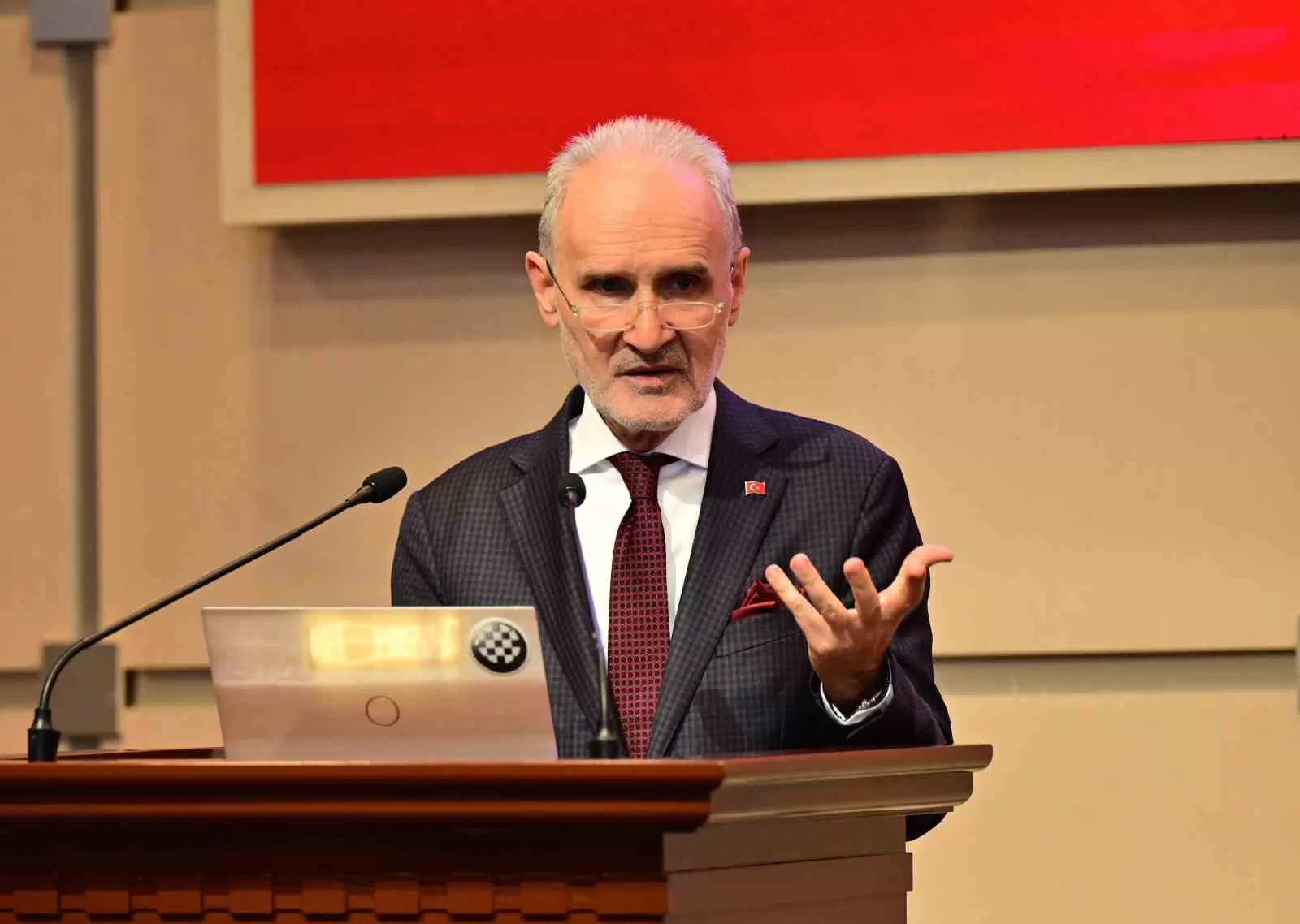 İTO Başkanı Avdagiç’ten “Kamunun fiyat artışları ana trendle uyumlu olmalı” açıklaması