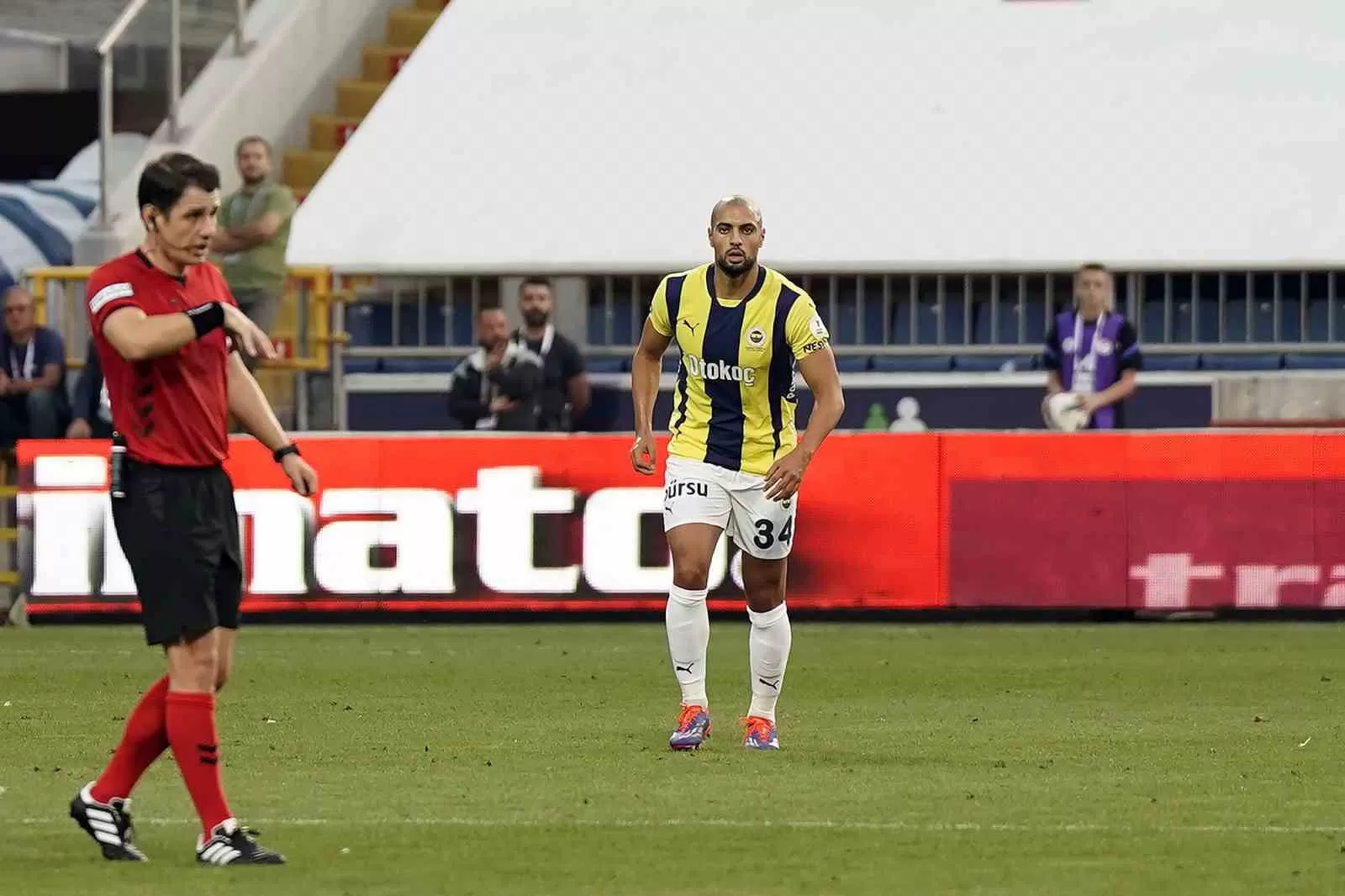 Sofyan Amrabat, ilk kez forma giydi