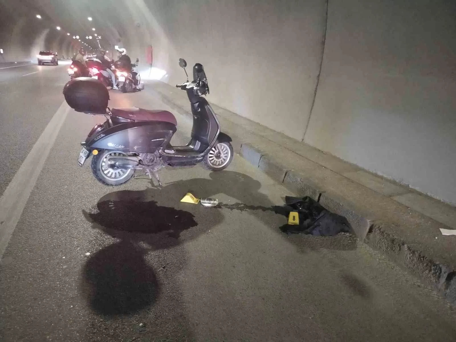 Sürücüsünün kontrolünden çıkan motosiklet devrildi: 1 ölü, 1 yaralı
