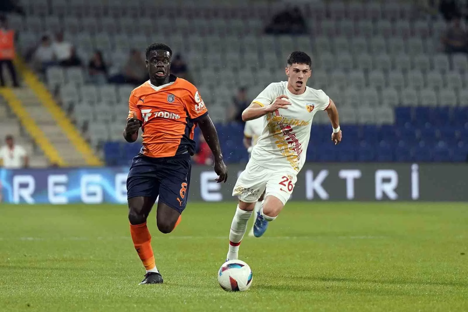 Trendyol Süper Lig: RAMS Başakşehir: 0 – Kayserispor: 1 (İlk yarı)