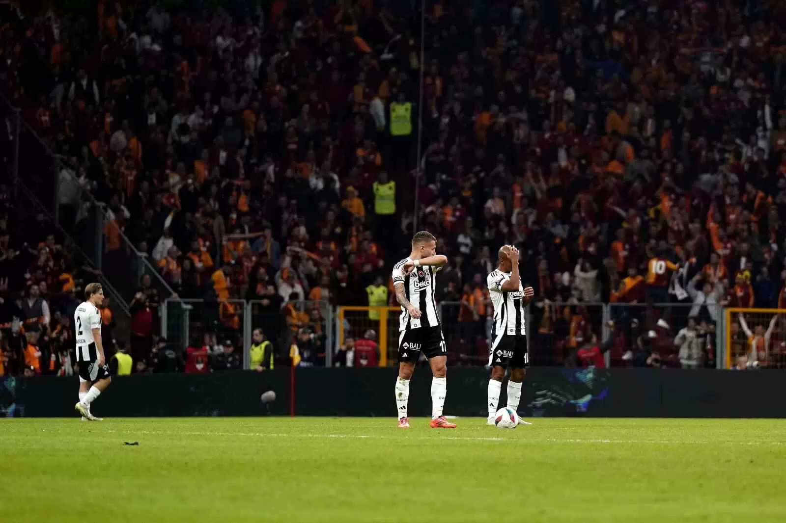 Beşiktaş, yabancı teknik direktörlerle Galatasaray’ı yenemiyor