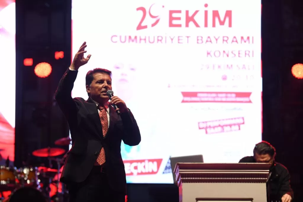 Esenyurt Belediye Başkanı Ahmet Özer gözaltına alındı!