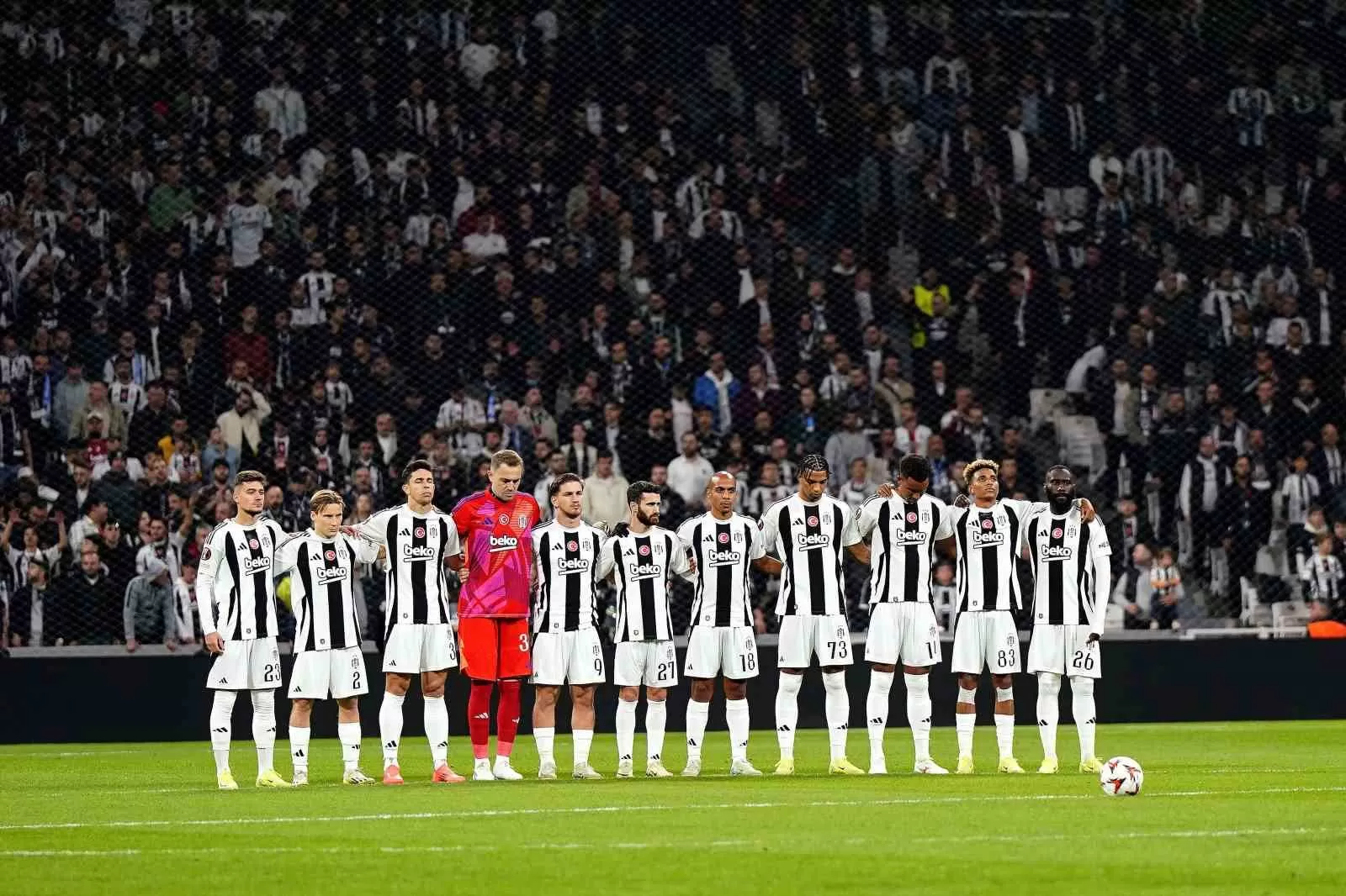 Beşiktaş – Maccabi Tel Aviv maçı seyircisiz olarak Macaristan’da oynanacak