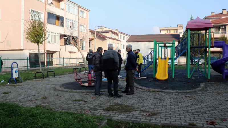 Çocuk parkında dehşet