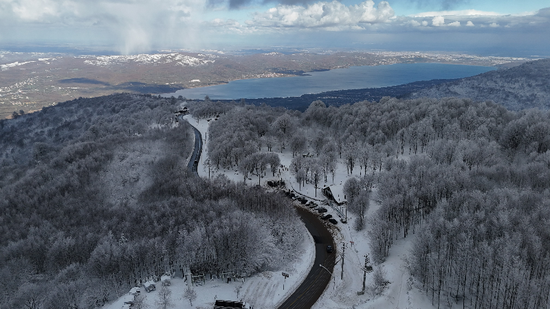 Kartepe kar ile şenlendi