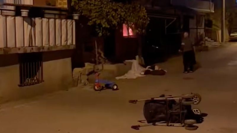 Evden çıkartılan kiracı evi yaktı