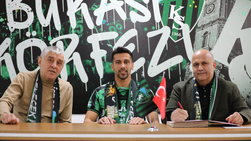 Kocaelispor'da Samet Yalçın ile imzalat atıldı!