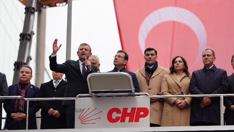 CHP Genel Başkanı Özel: "Rıza için İstanbul için adalet istiyoruz"