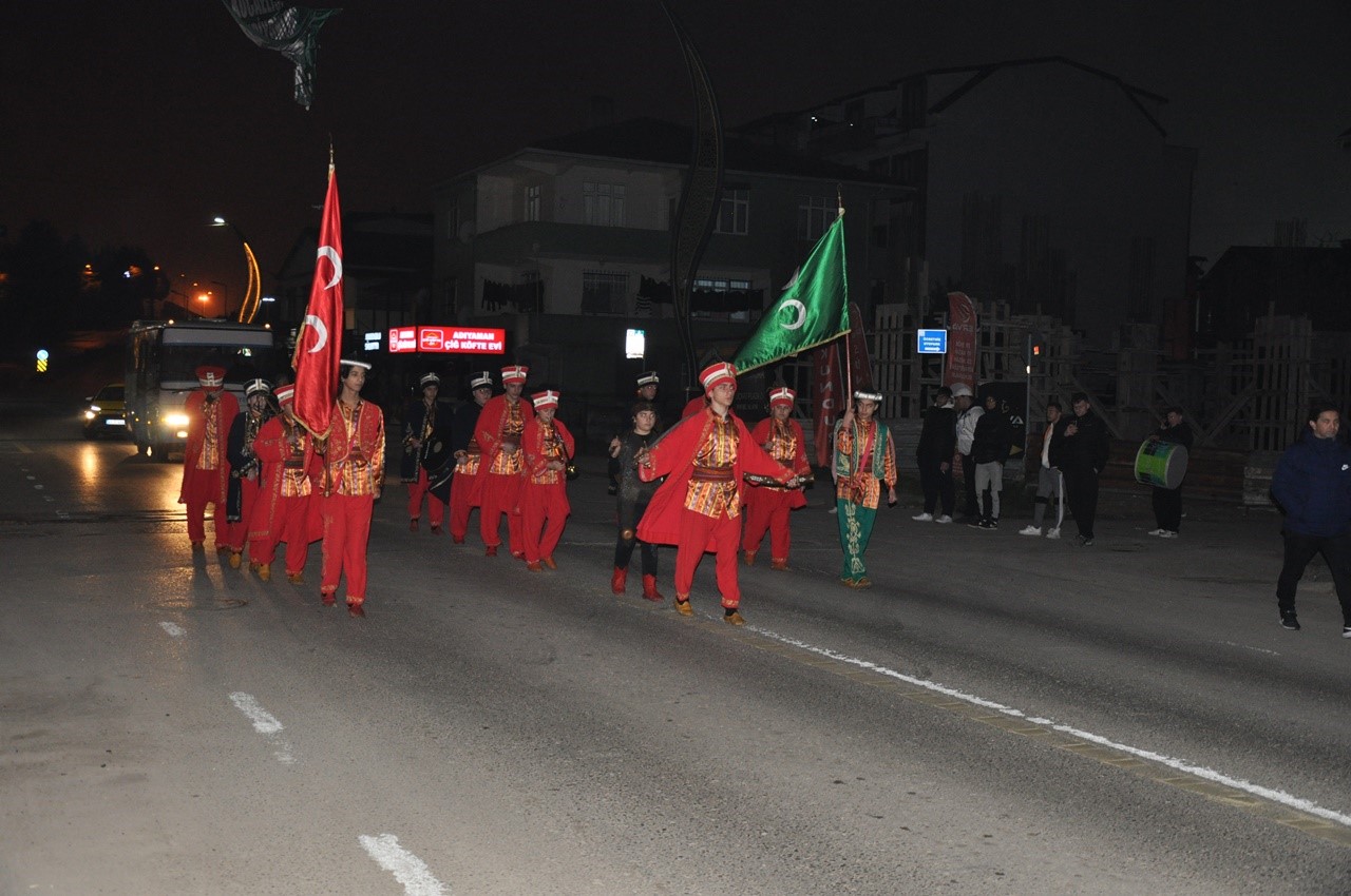 Mehter marşı ile sahur coşkusu