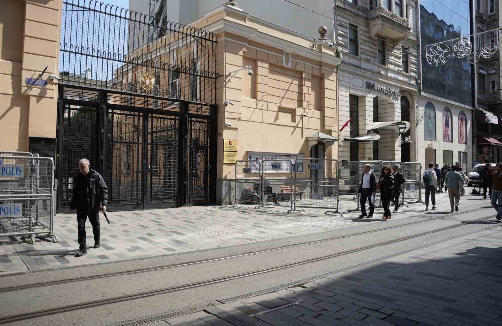 İstanbul’da Rus ve ABD heyeti arasında gerçekleşen kritik görüşme sona erdi
