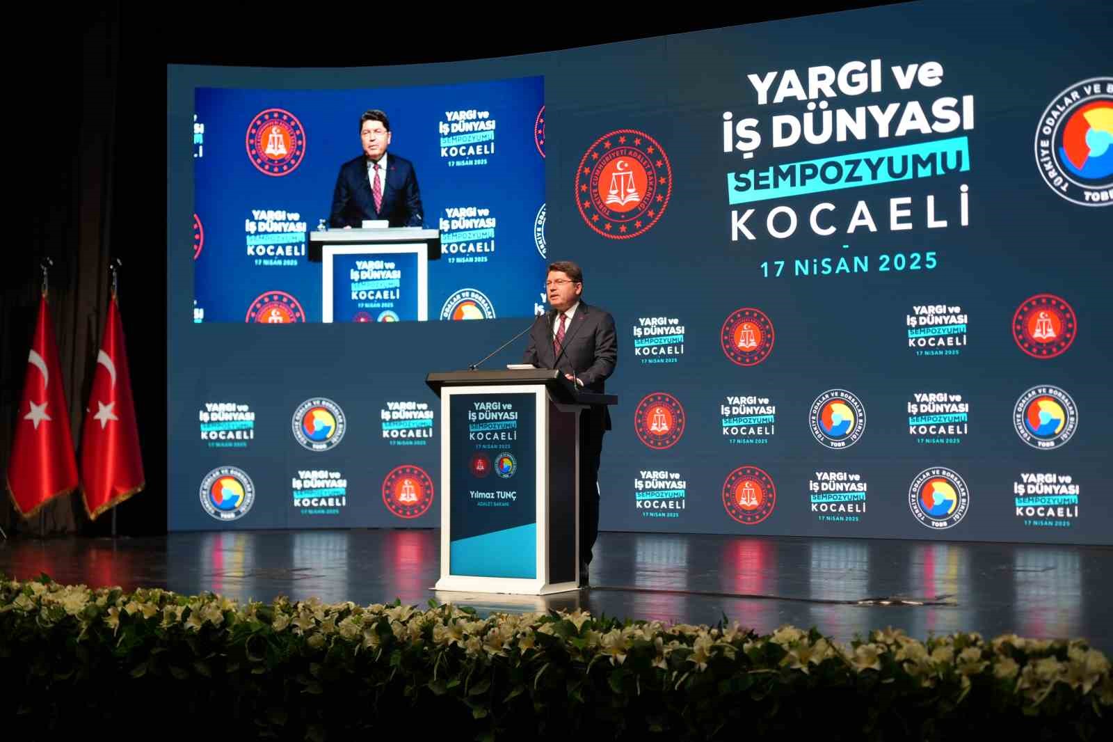 Bakan Tunç: "Boykot çağrısı akıl alır bir şey değil"