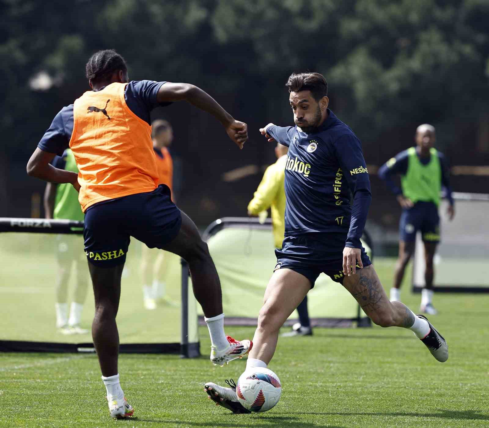 Fenerbahçe, Kayserispor maçı hazırlıklarını sürdürdü
