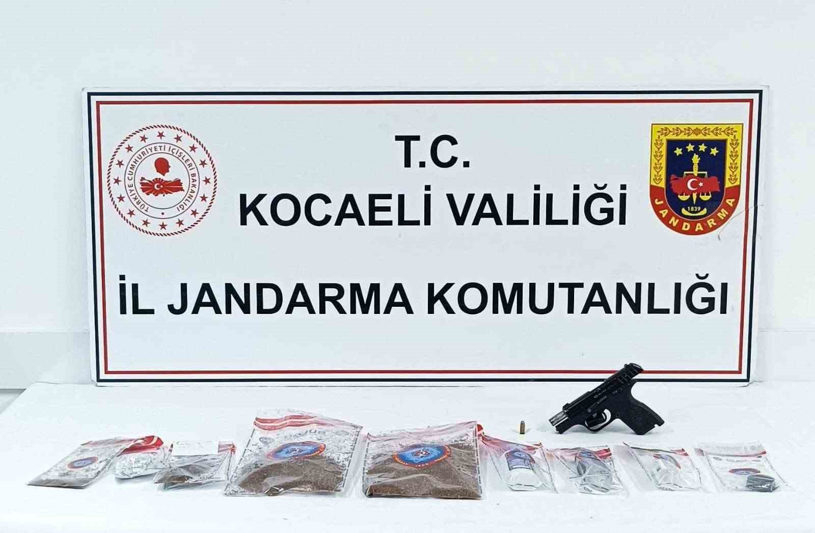 1 kilo bonzai ele geçirildi