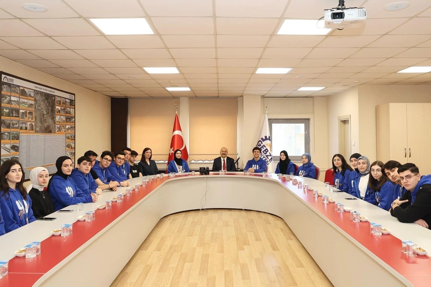 Büyükgöz: "Gençler en değerli motivasyon ve enerji kaynağımız"
