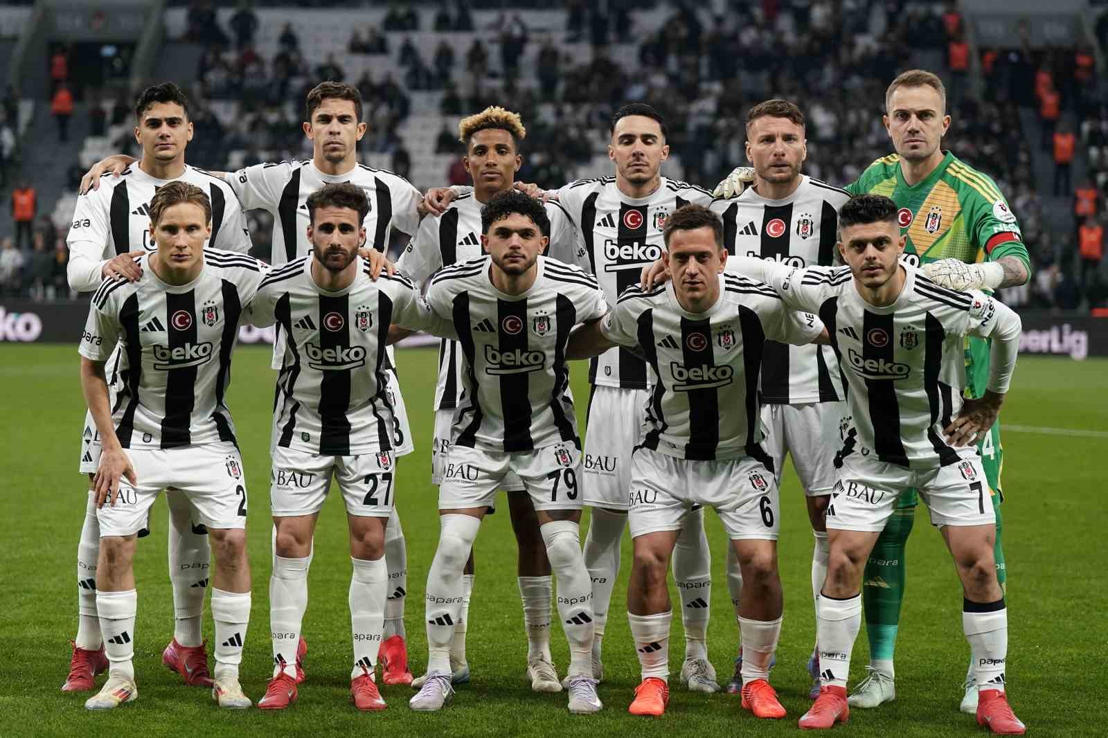 Solskjaer’den 2 değişiklik!
