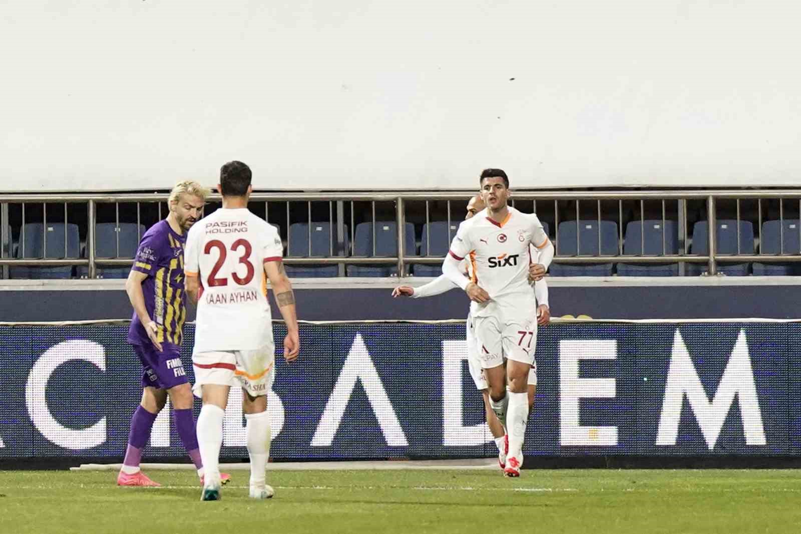Kaan Ayhan 3 maç sonra sahada
