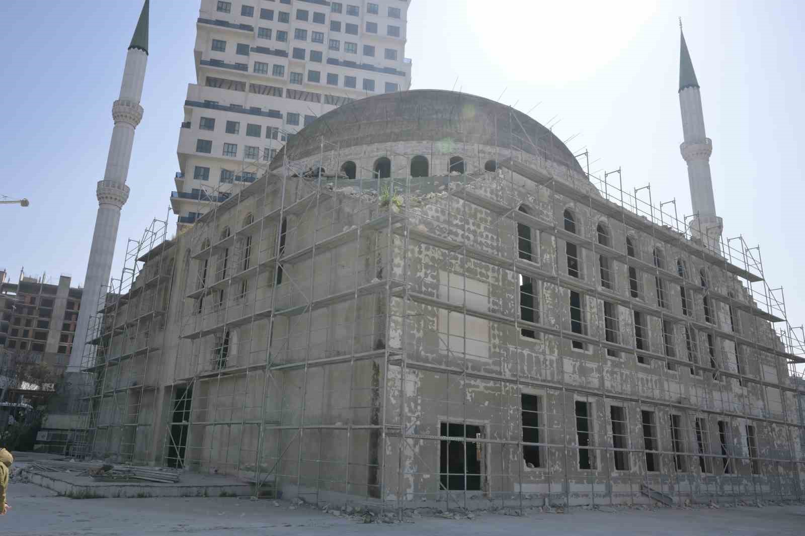 Yıldız Camii, yıl sonunda ibadete açılıyor
