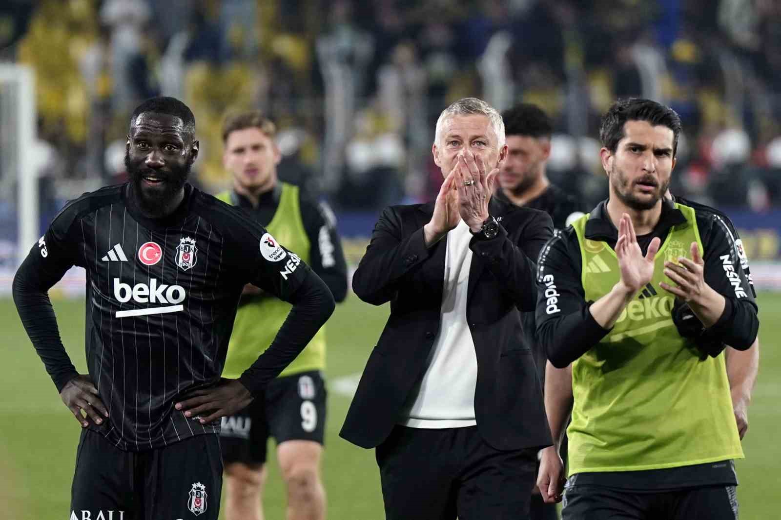Ole Gunnar Solskjaer, deplasman hasretine son verdi
