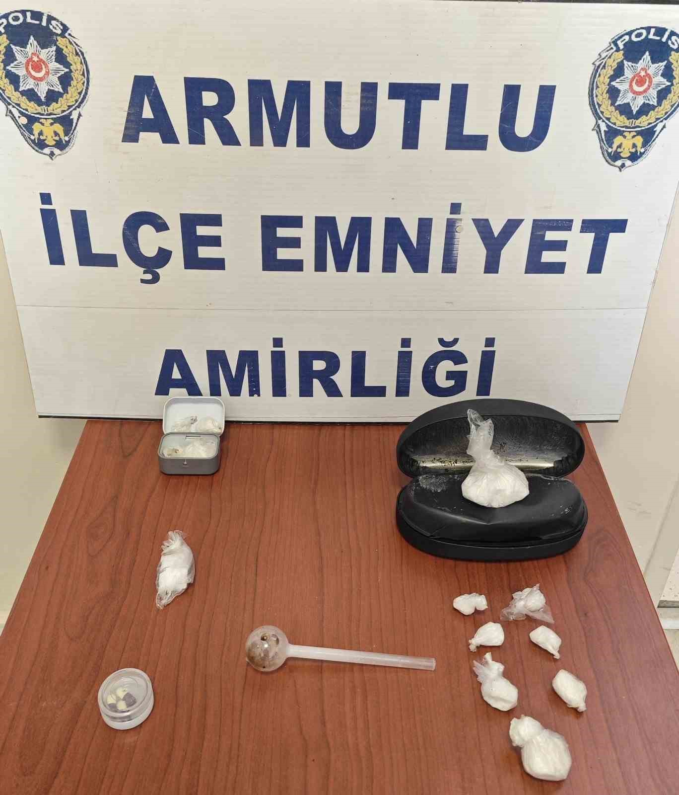 Yalova’da uyuşturucu operasyonunda 2 tutuklama
