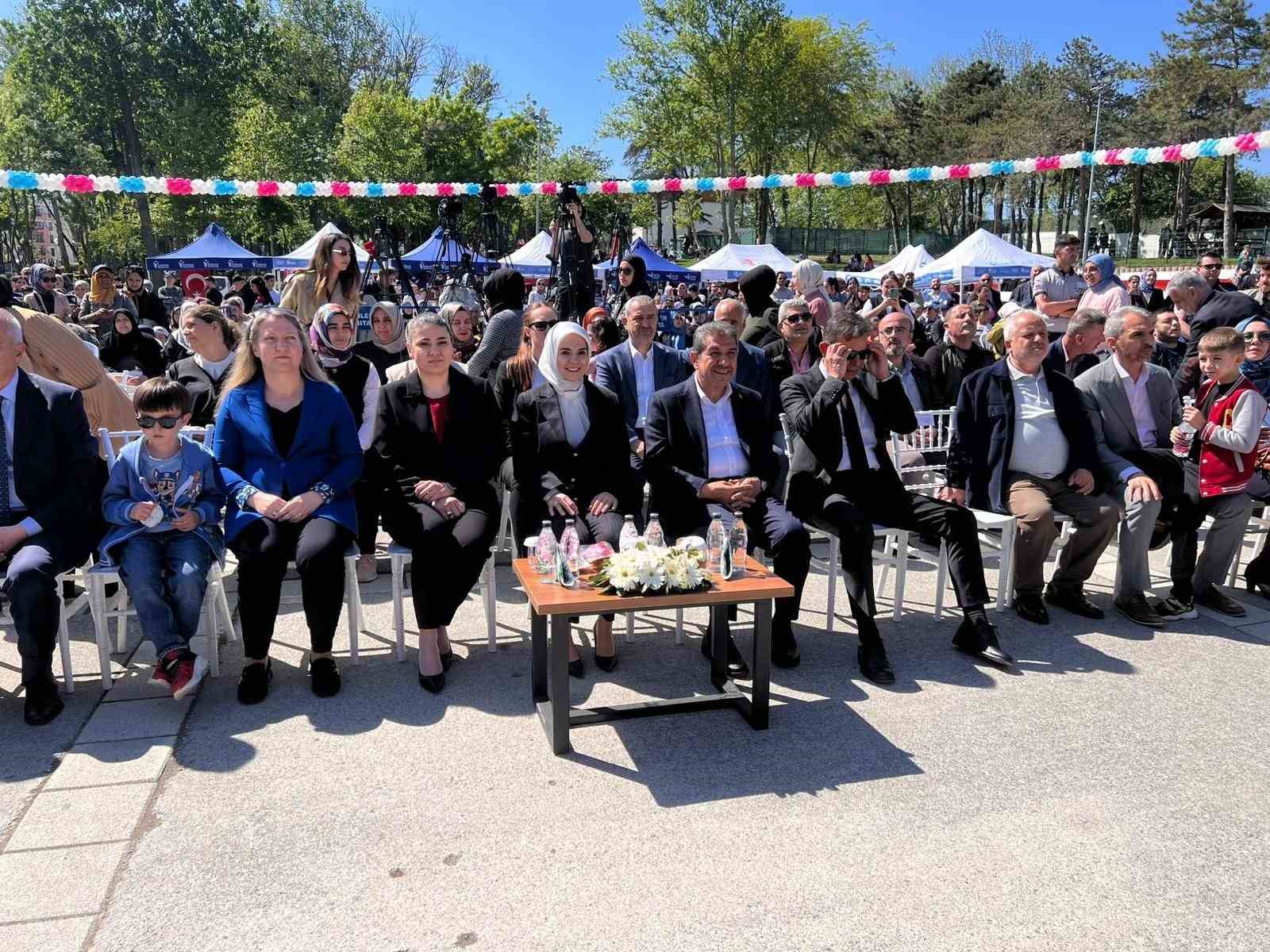 Esenler’de Anneler Günü’nde "5. Uluslararası Ninni Festivali" düzenlendi
