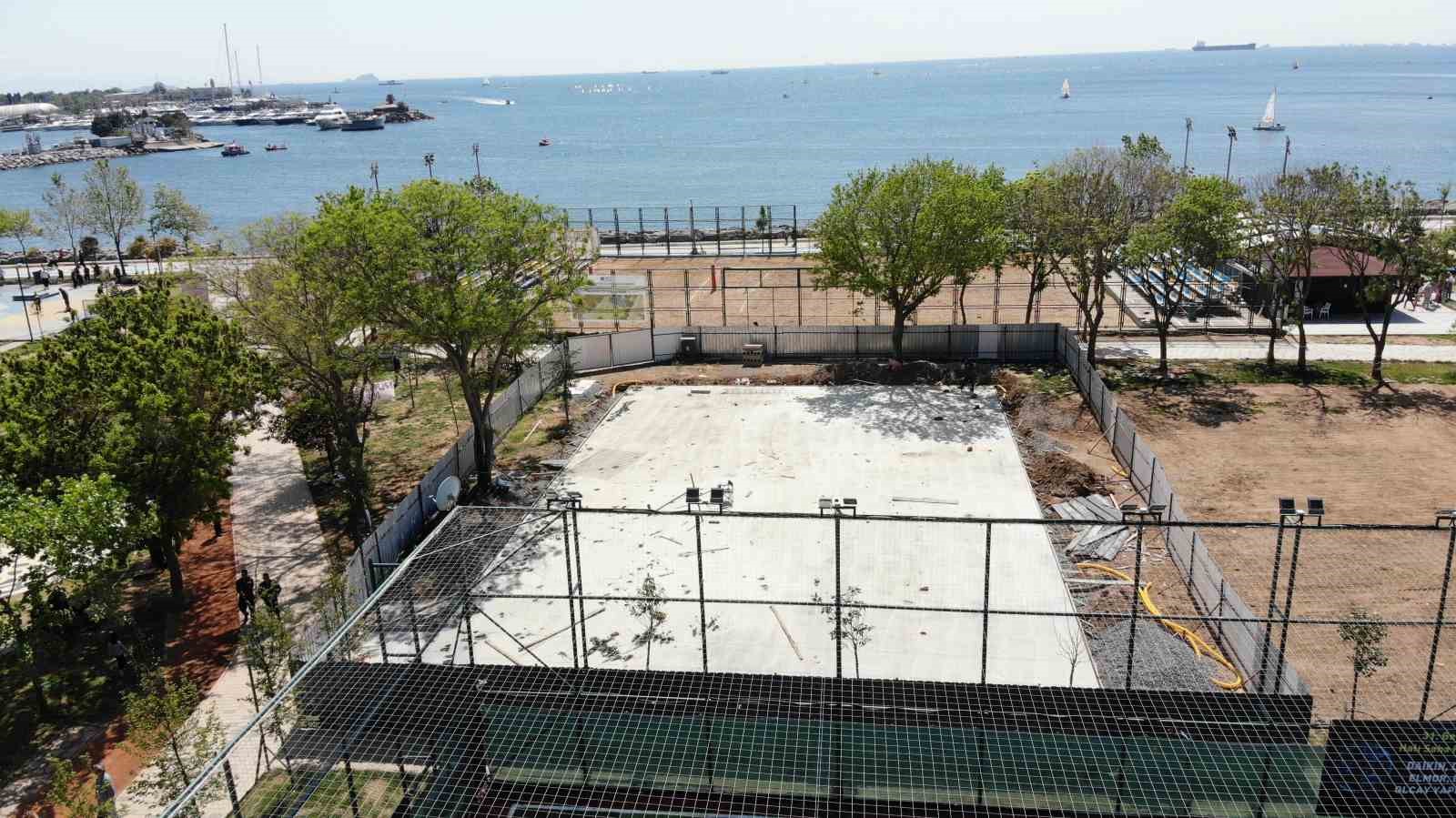 Kadıköy Kalamış Park’ını betona boğdular: Halk isyan etti
