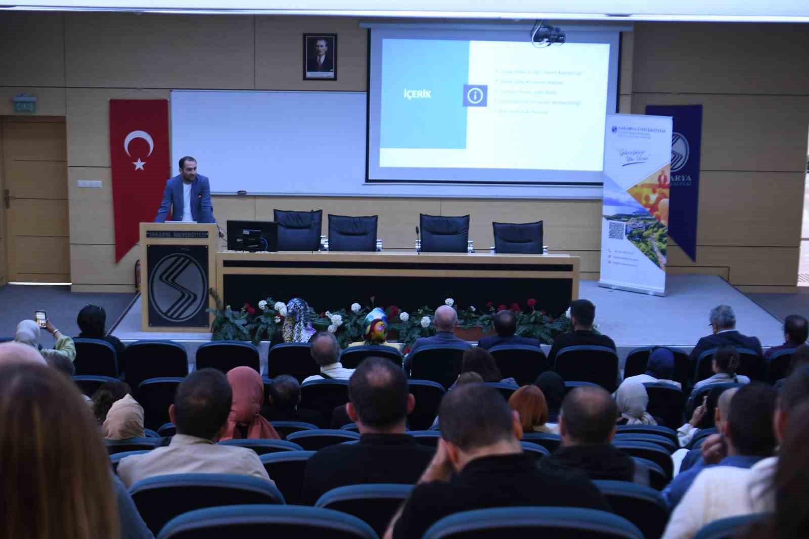 SAÜ’de "Yapay Zekayı Keşfediyorum" etkinliği
