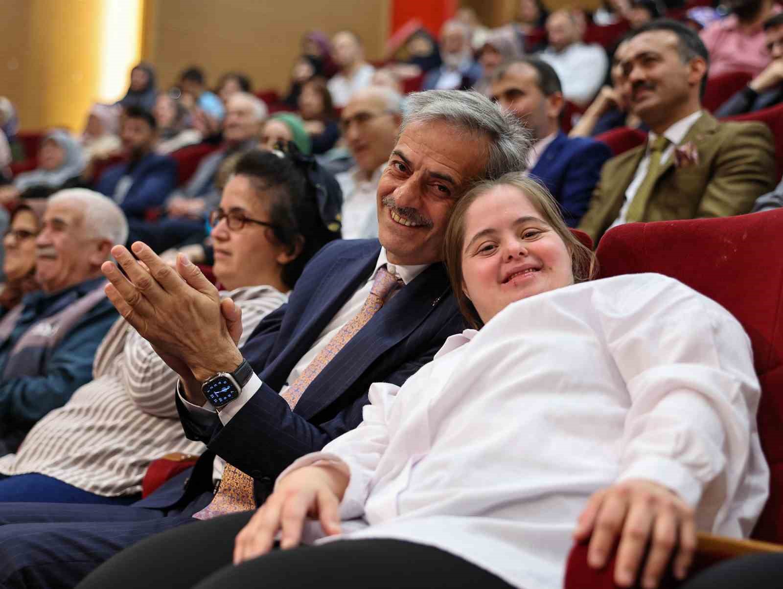 Başkan Alemdar: "Her an, şehrin her yerinde özel yüreklerin yanında olacağız"
