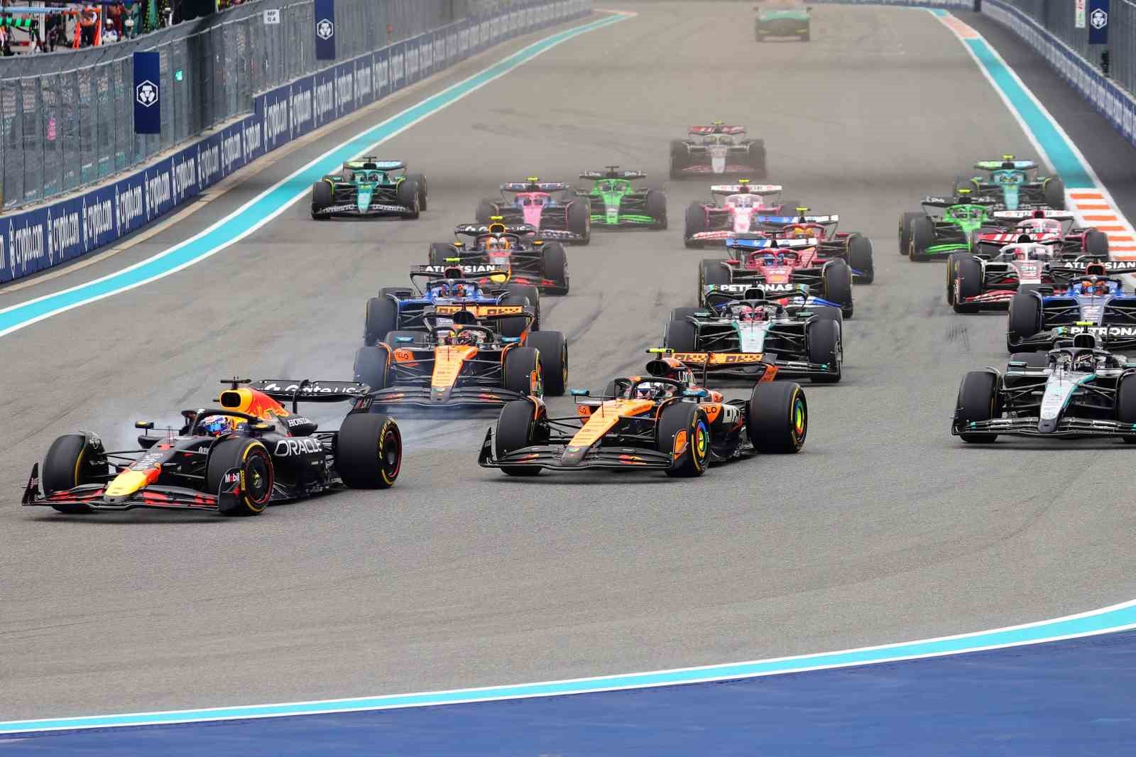 Formula 1’de Emilia Romagna Grand Prix’si heyecanı
