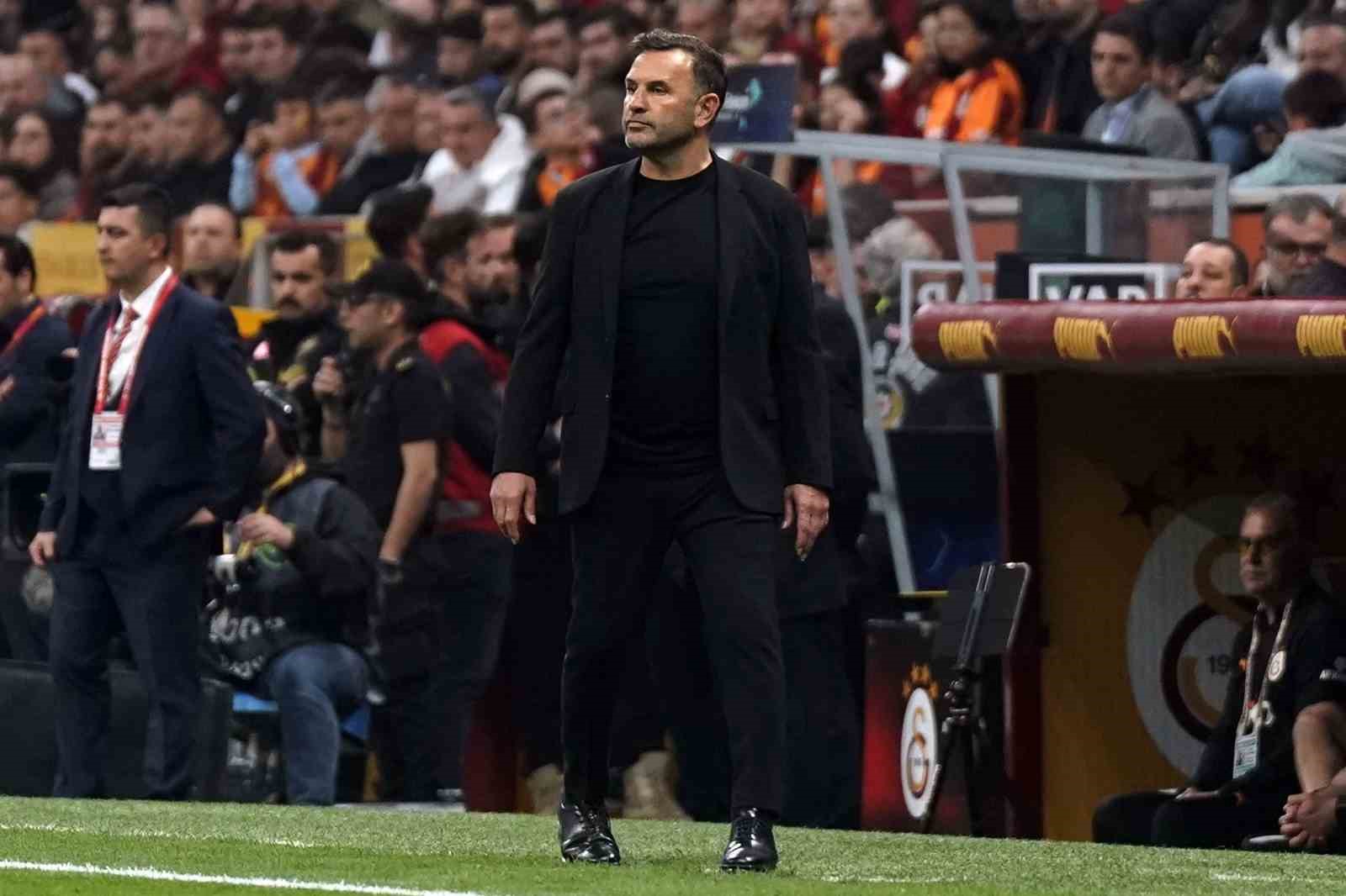 Okan Buruk, yerli teknik direktör geleneğini sürdürdü
