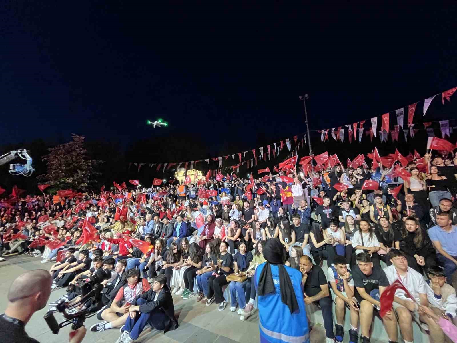 Bahçelievler’de 19 Mayıs’a özel "Gençlik Konseri" düzenlendi
