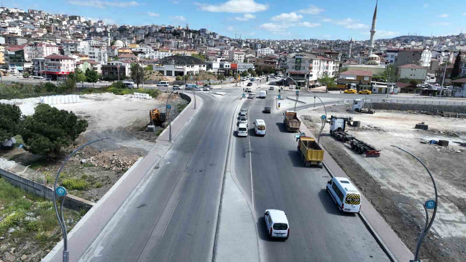 Gebze Ankara Caddesi’nde kavşaklar yenileniyor
