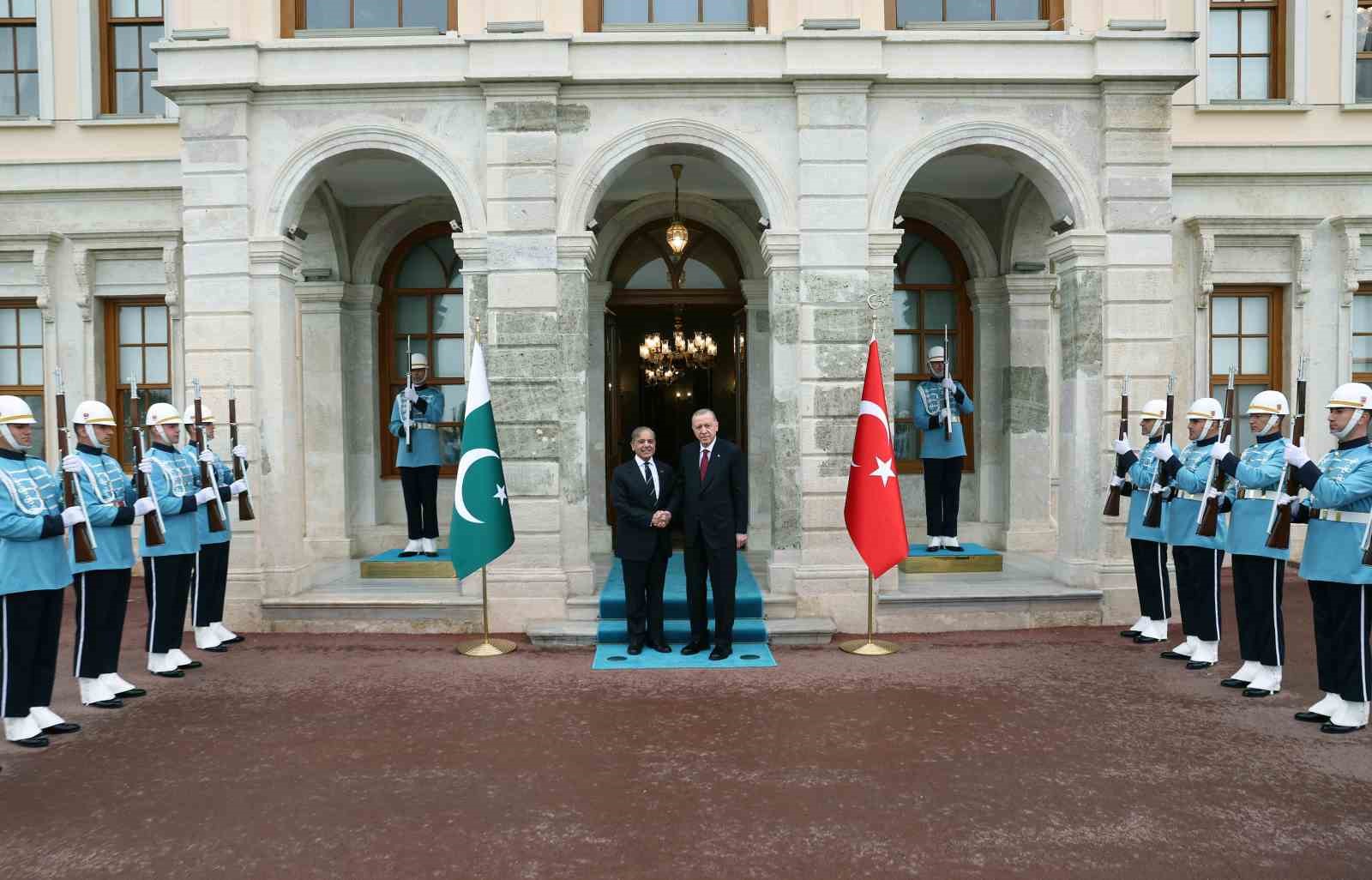 Cumhurbaşkanı Erdoğan, Pakistan Başbakanı Şerif’i kabul etti
