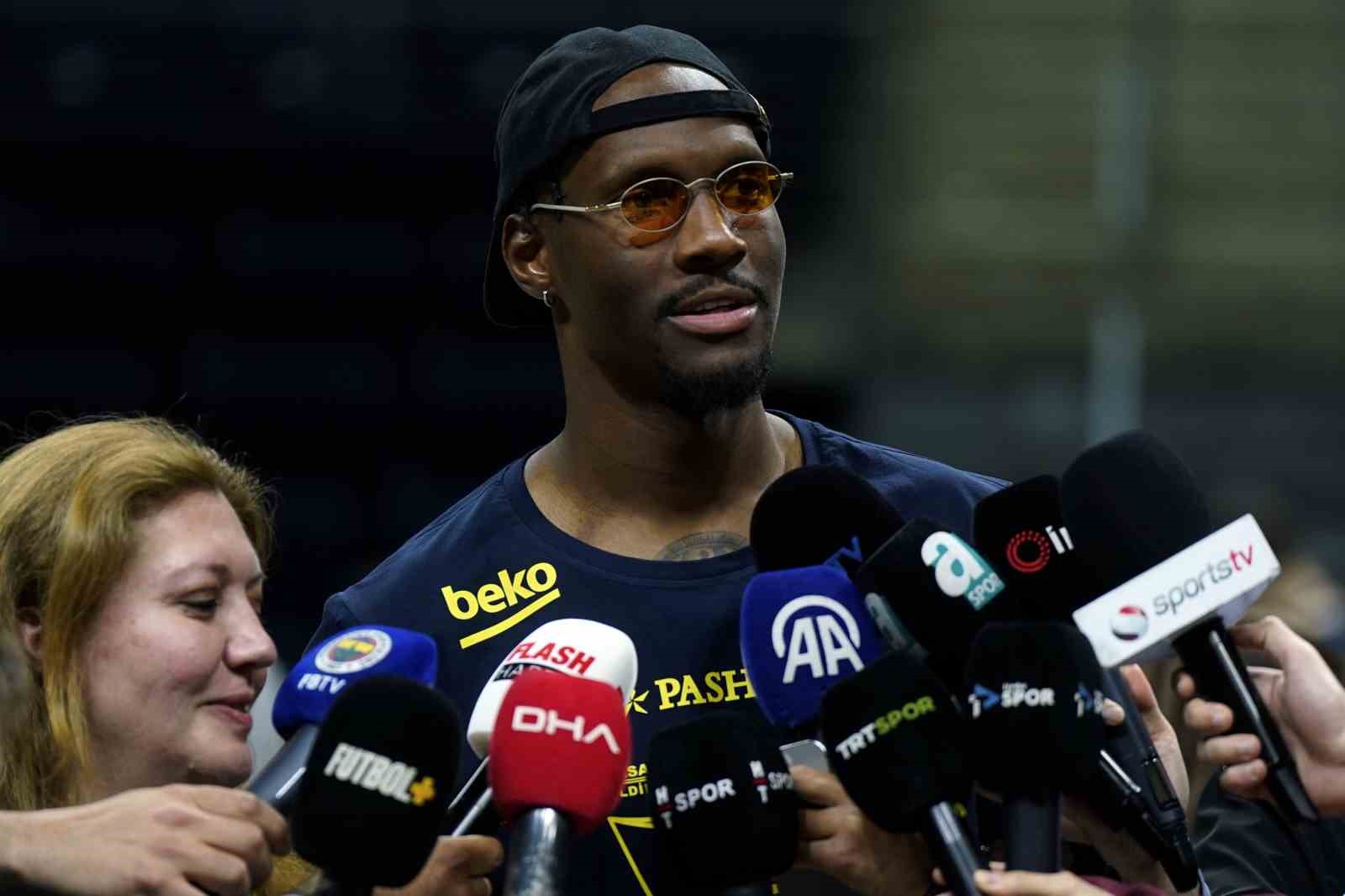 Nigel Hayes-Davis: "MVP olduğum için gurur duyuyorum"
