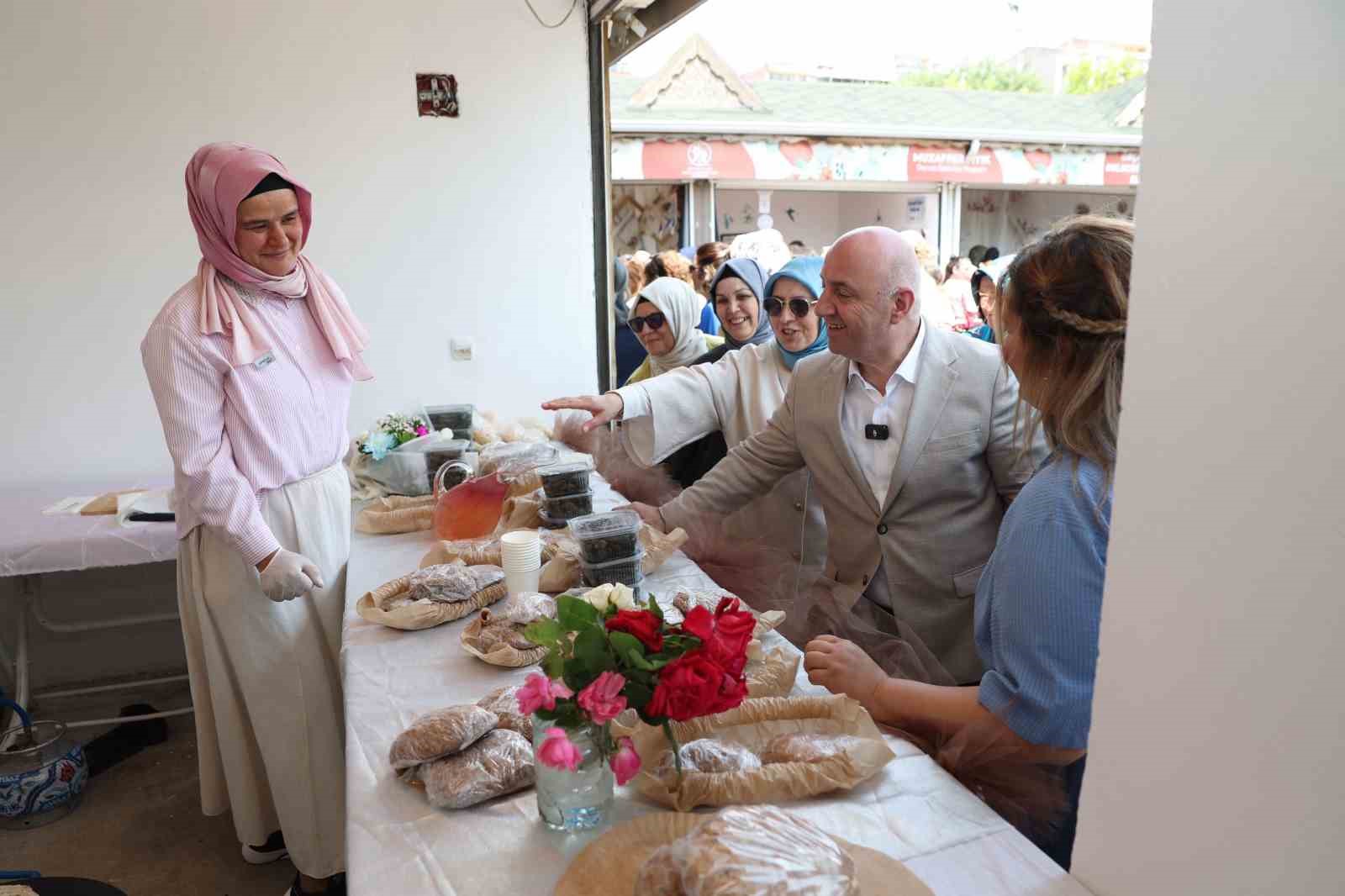 Darıcalı kadınların emeği göz kamaştırdı

