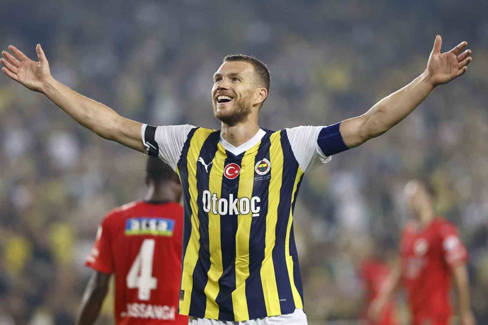 Edin Dzeko’nun Fenerbahçe karnesi
