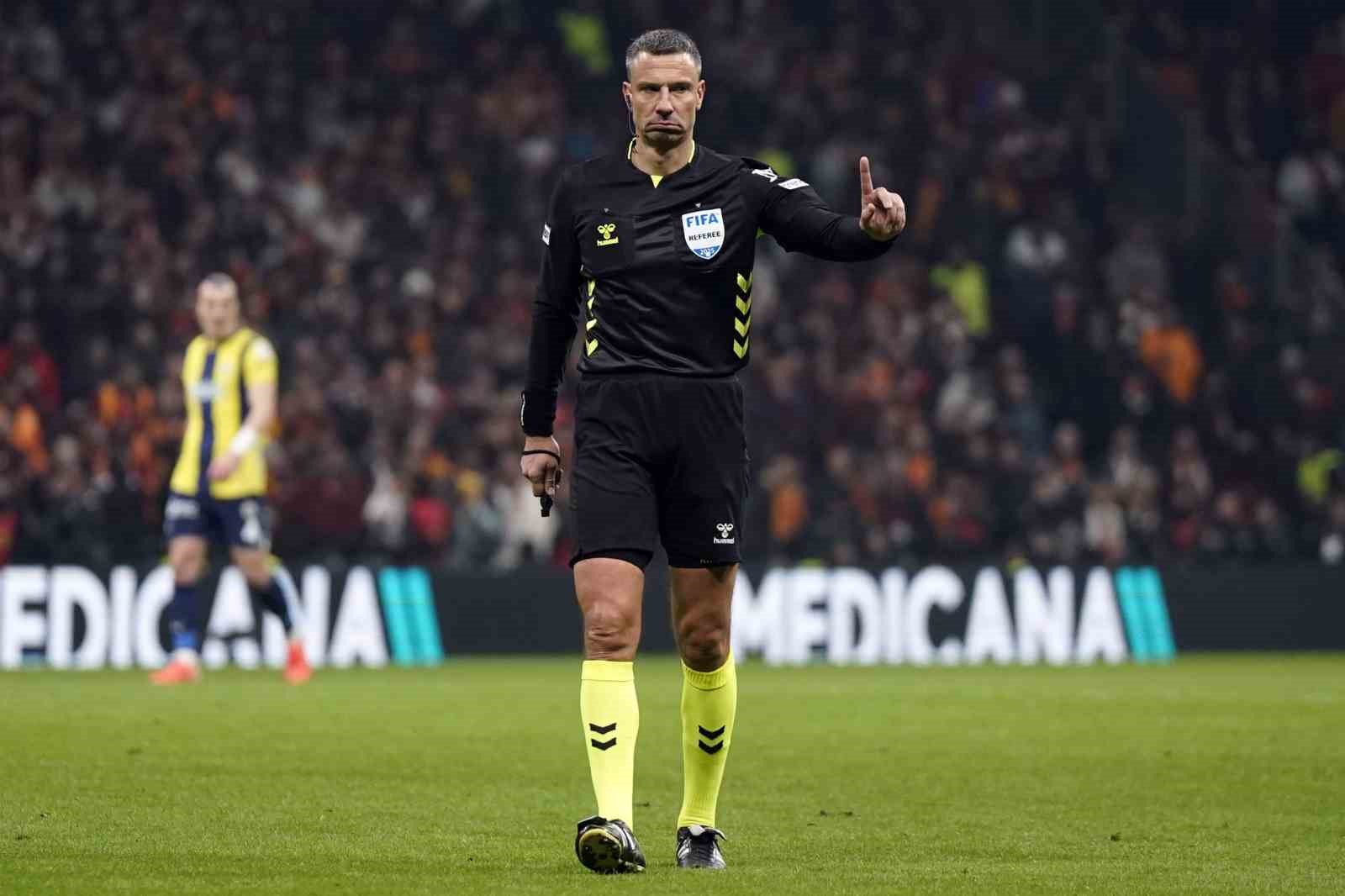 Süper Lig’de en çok düdük çalan hakem Cihan Aydın
