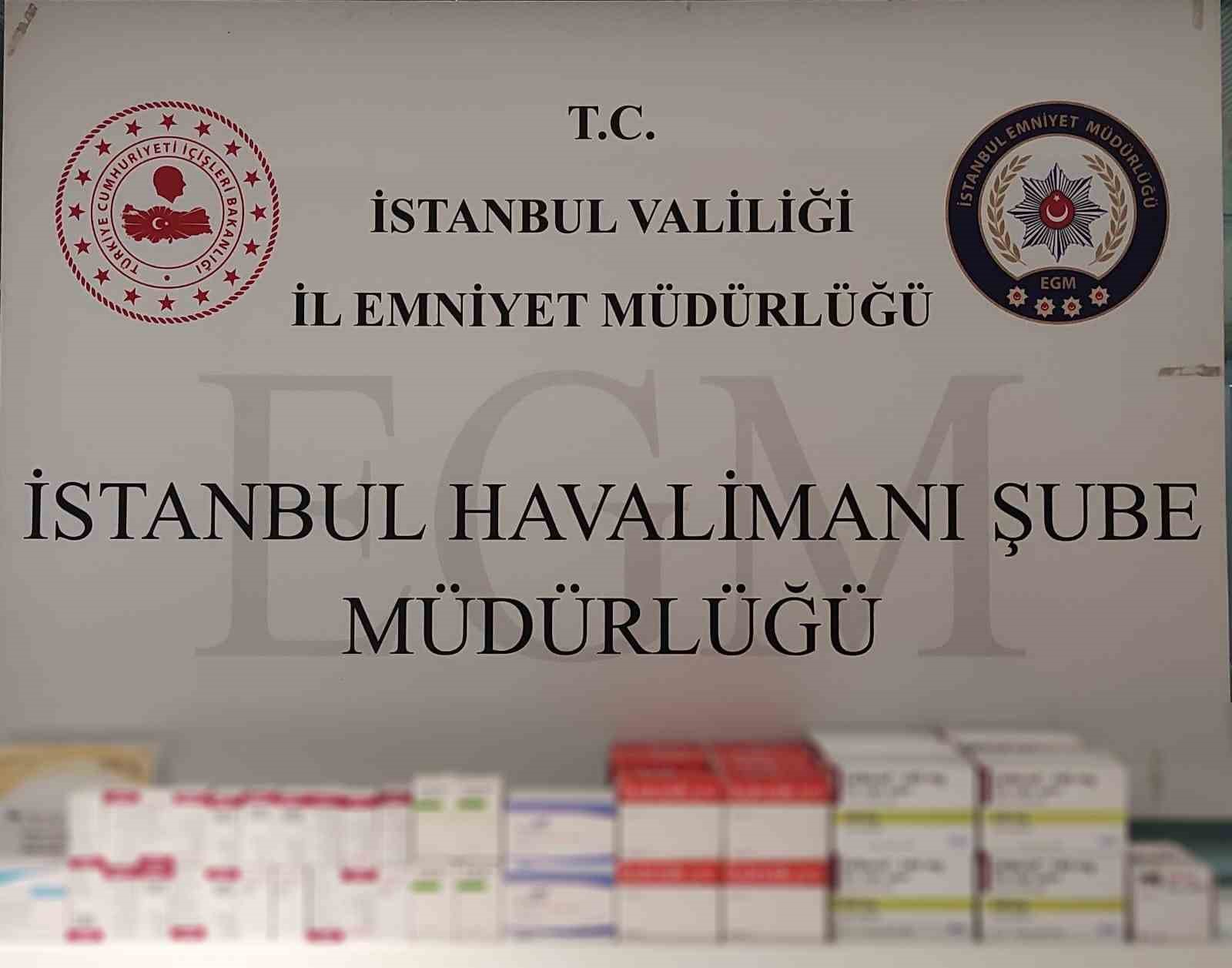 İstanbul Havalimanı’nda 12 milyon TL’lik kaçak ilaç operasyonu: 5 gözaltı
