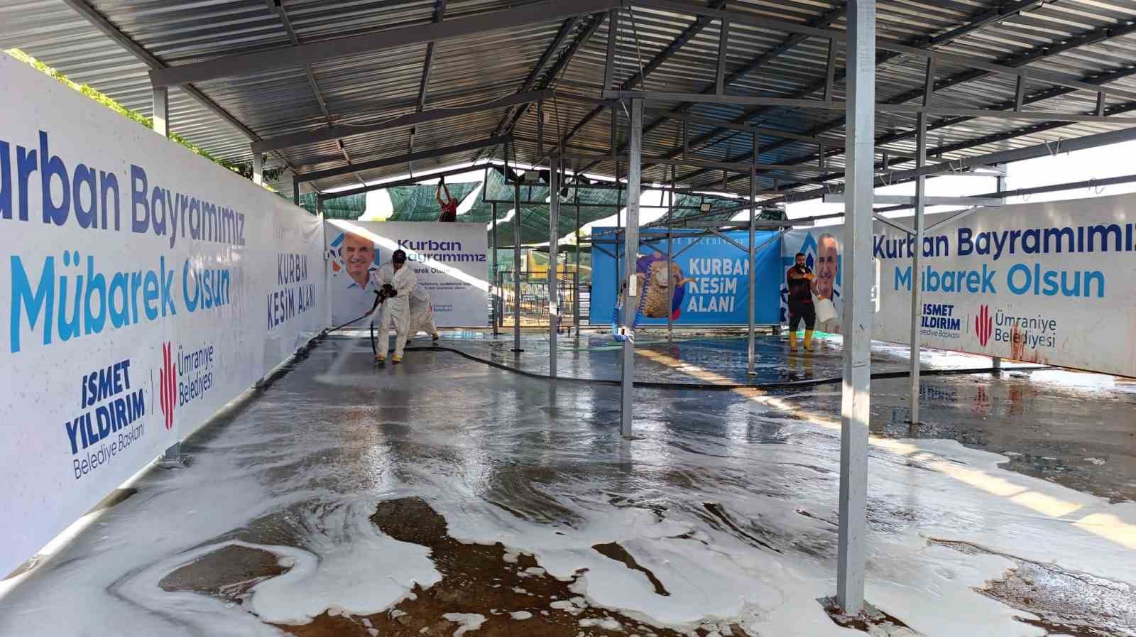 Ümraniye’de kurban temizliği ve dezenfeksiyon çalışmaları başladı
