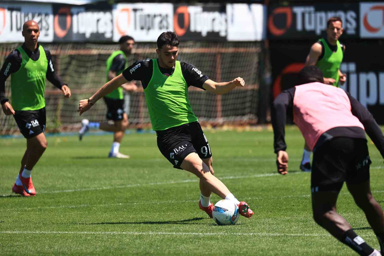 Beşiktaş’ın Avusturya kampında oynayacağı hazırlık maçları belli oldu
