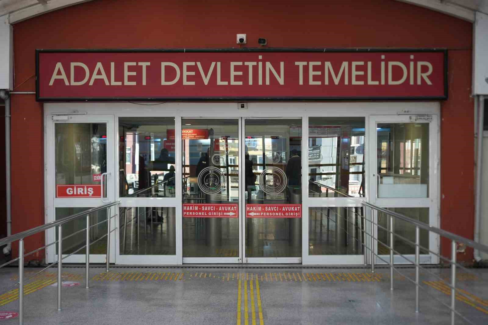 74 yaşındaki sanık: "45 senedir uyuşturucu içiyorum"