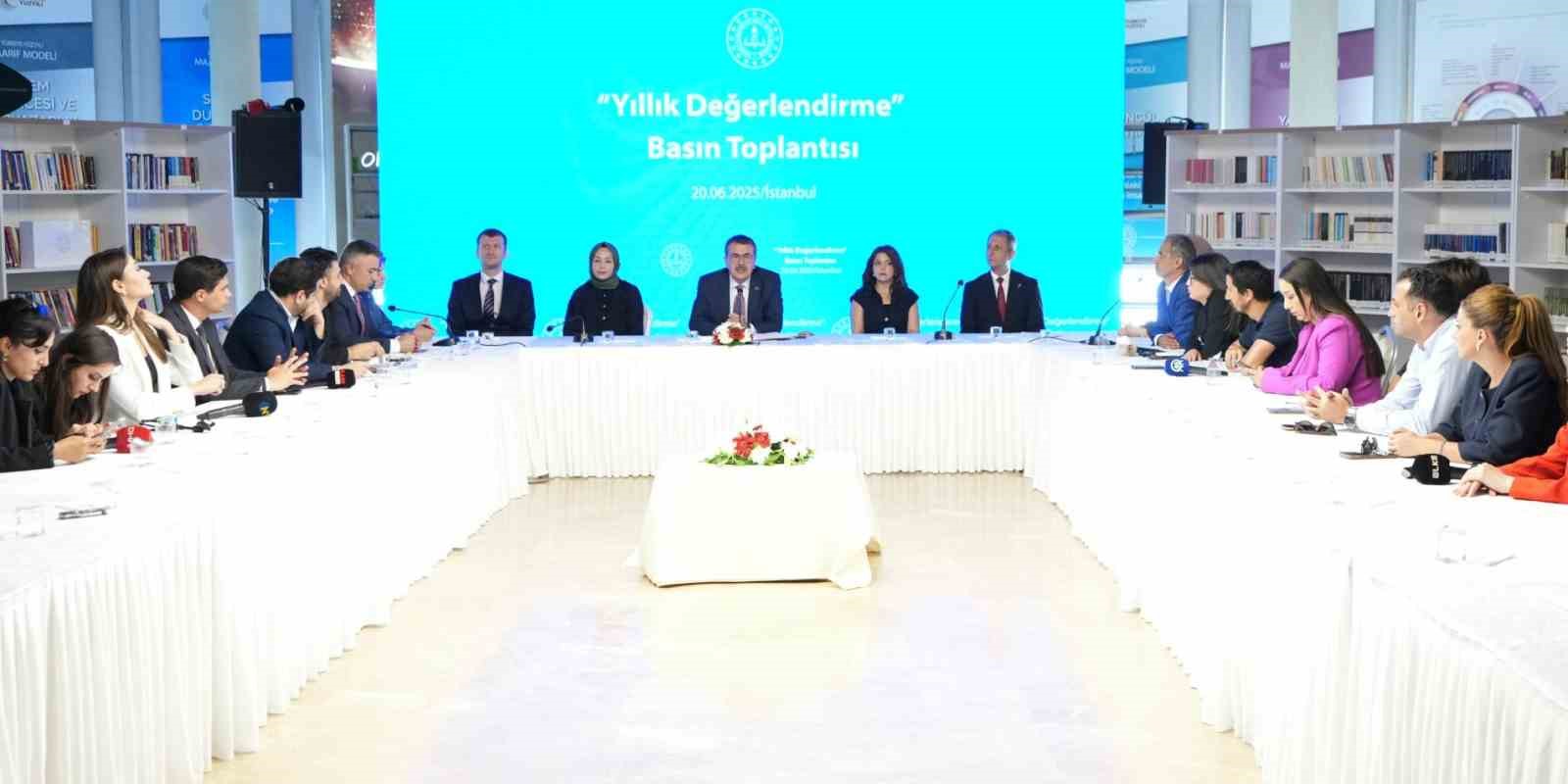 Milli Eğitim Bakanı Yusuf Tekin: "Milli Eğitim Akademisi 1 Eylül 2025’te de hayata başlayacak"
