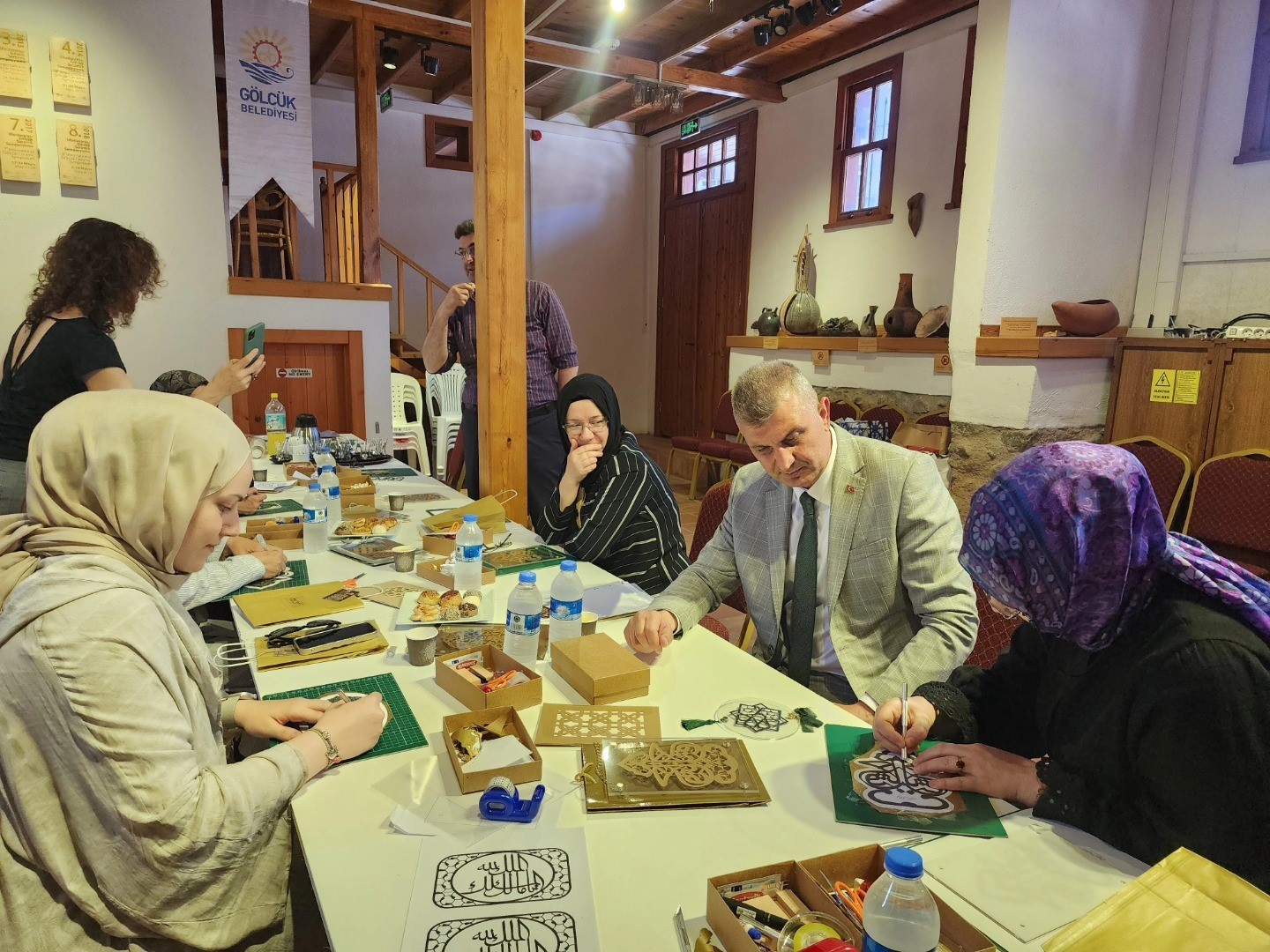 Geleneksel sanatlar yaşatılıyor
