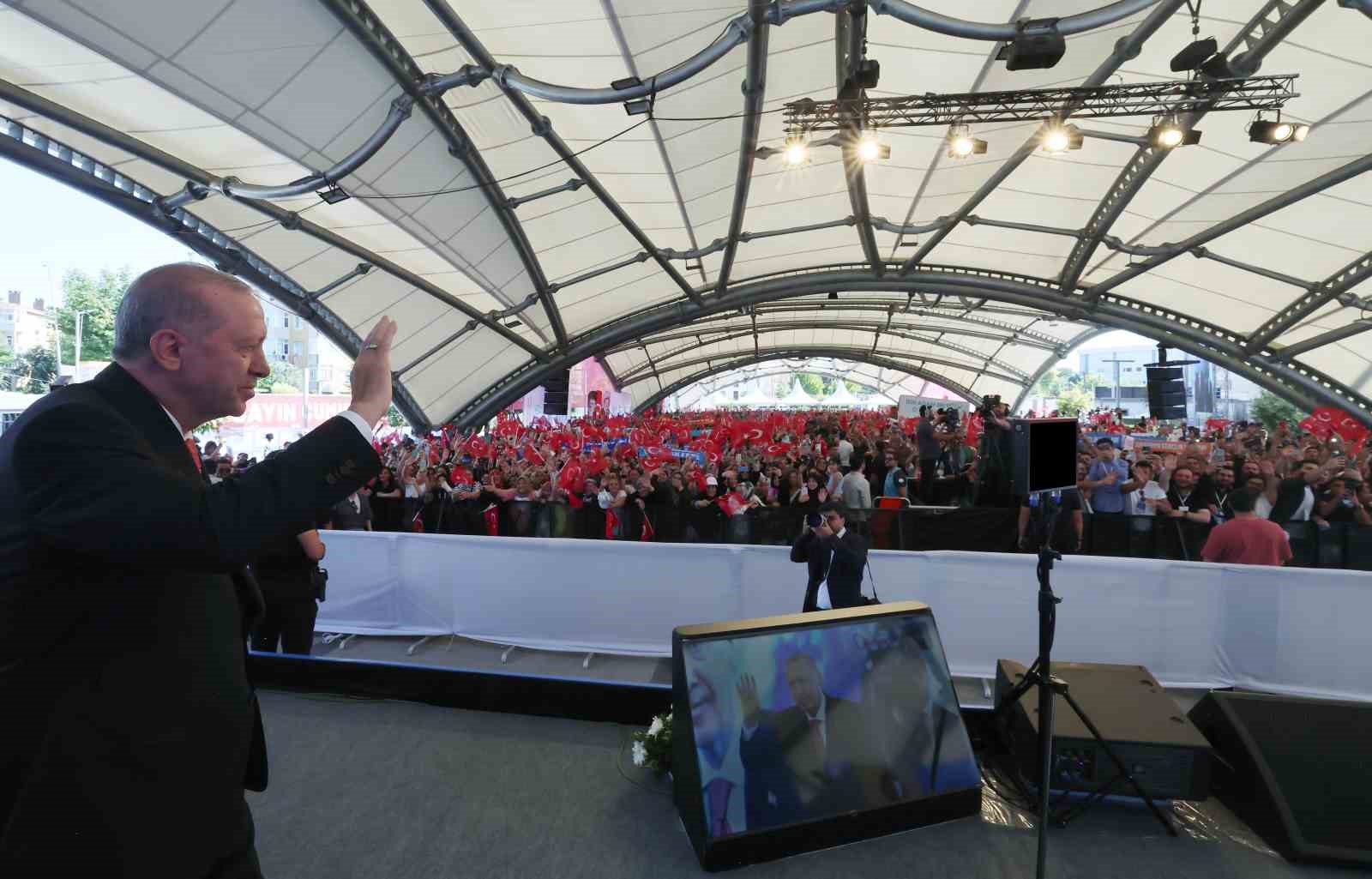 Cumhurbaşkanı Erdoğan "Gündemlerinde mutlak butlan var ama kentsel dönüşüm yok"
